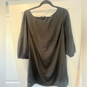 Old Navy women’s dress.